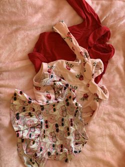 Baby gap top and onesies