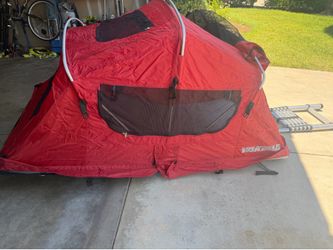 Yakima roof rack tent