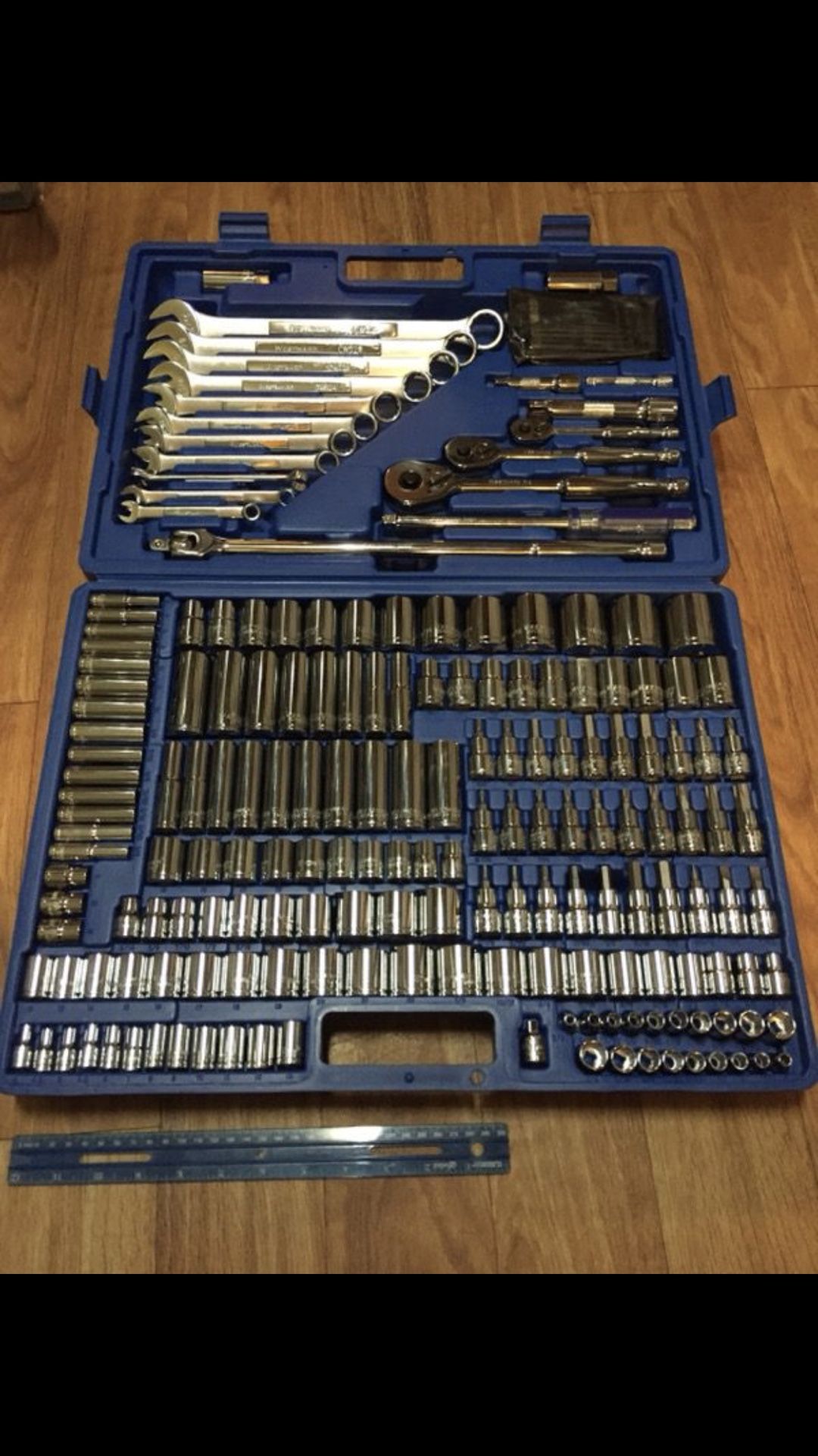 Brand New-Never Used! WESTWARD Profesional (MASTER)Industrial Tools, SAE/METRIC 204-Piece Tool Set. LIFETIME WARRANTY. SET IS SOLD-OUT EVERYWHERE!