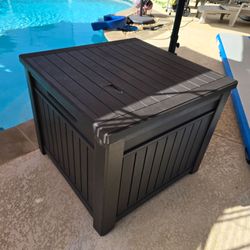 Keter 24h x 28w Outdoor Resin Storage Box Storage Container