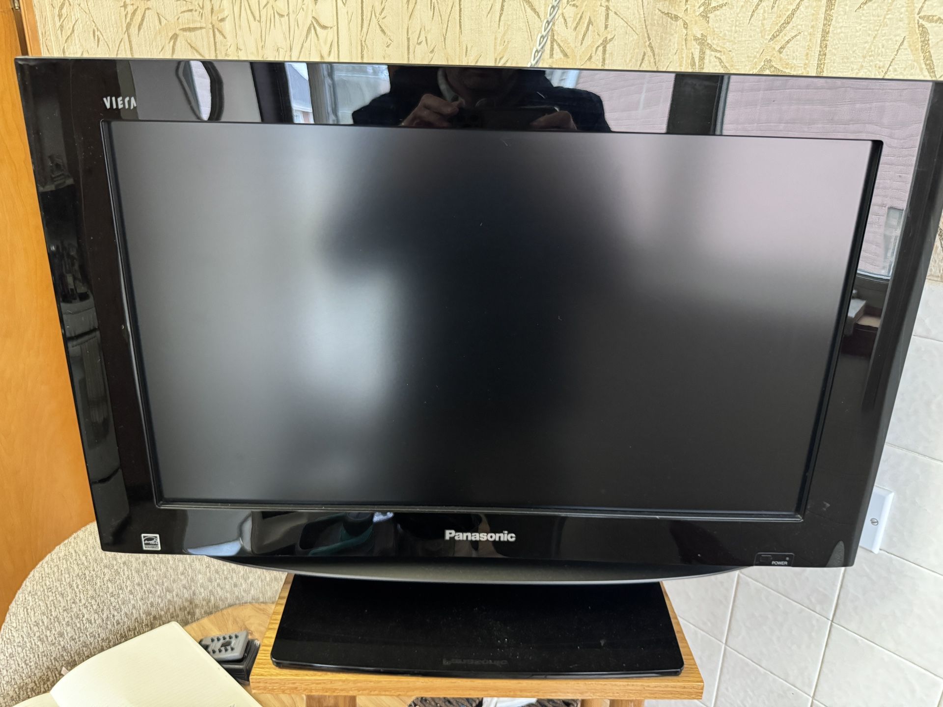 Used 26" Panasonic TV - Model TC26LX85