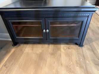 Black Media Console