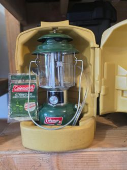 1979 antique coleman lantern