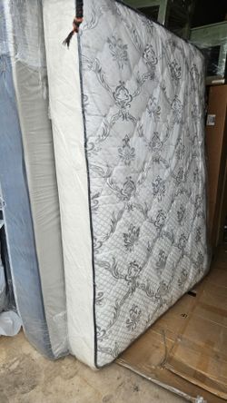 Queen Sealy Monogram Mattress (BRAND NEW)