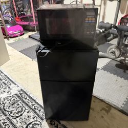 Refrigerator with Microwave attachment