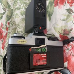 Minolta xg-1with promatic 20A flash camera in great condition