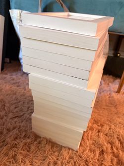 Lot of 29 White 4x6 Picture Frames – Solid Wood – Gallery Wall / Event Decor