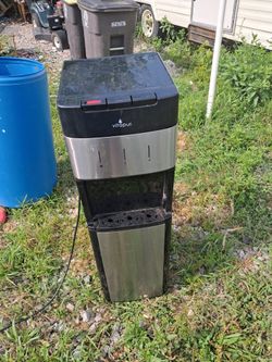 water station , get room temt.cold, or very hot but hot has a safety