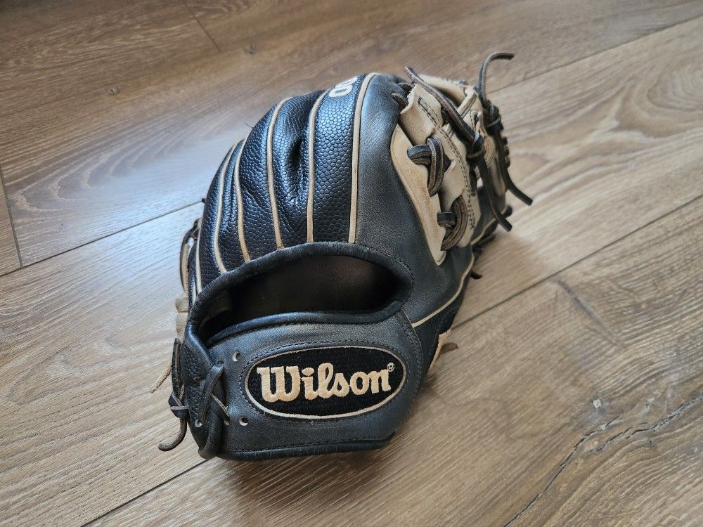 Wilson A2000 11.5" Glove