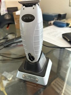 Andis Liners These Sell For $140 New In Stores 