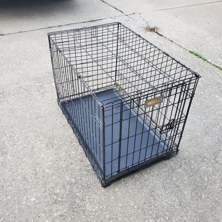 Dog Crate w/ removable pan