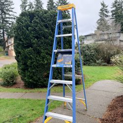 Werner fiberglass 8ft ladder 250 lbs - Brand New never use