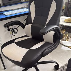 Desk chair