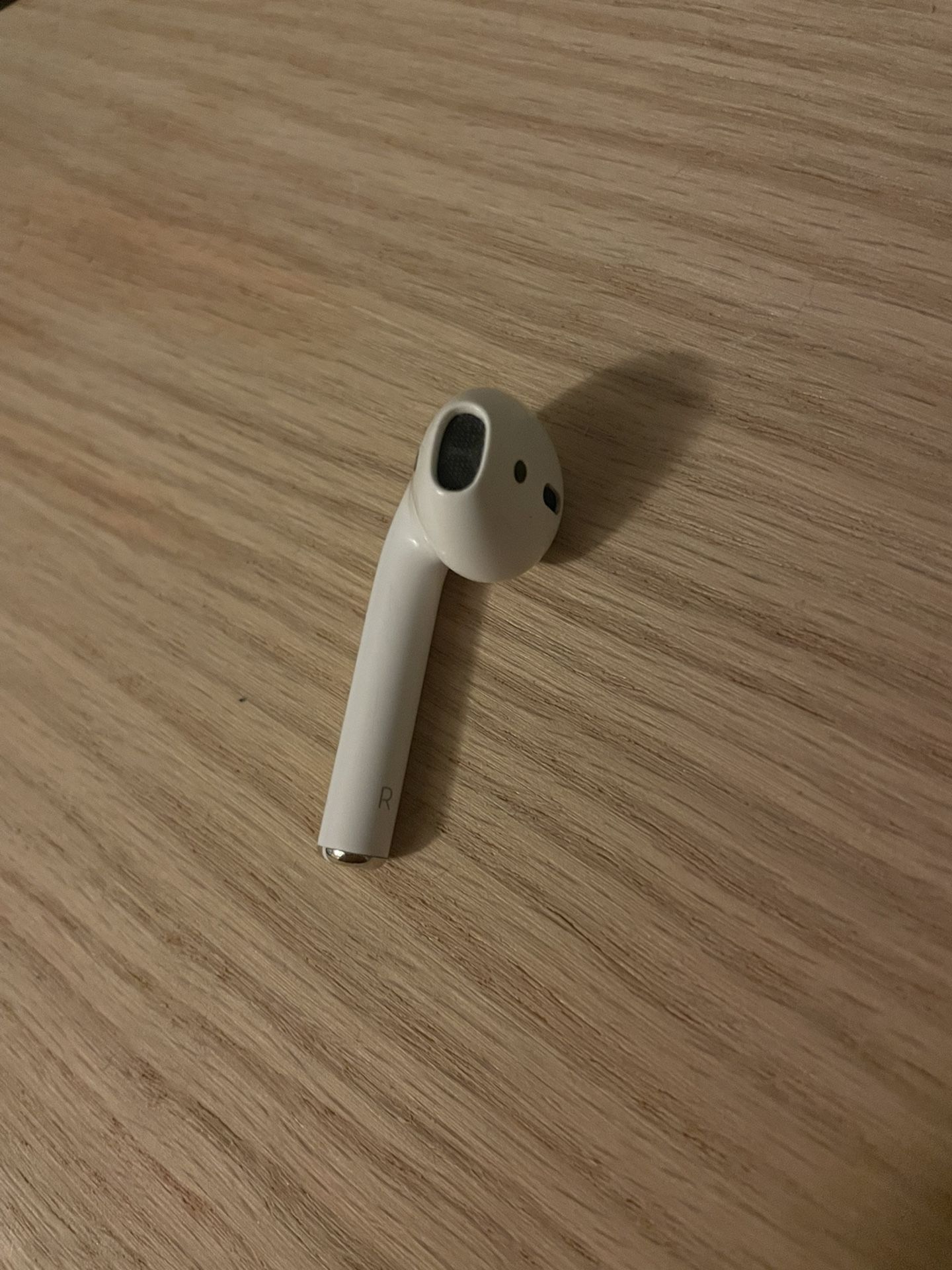 Apple AirPod Gen 2 Replacement *Right Only*