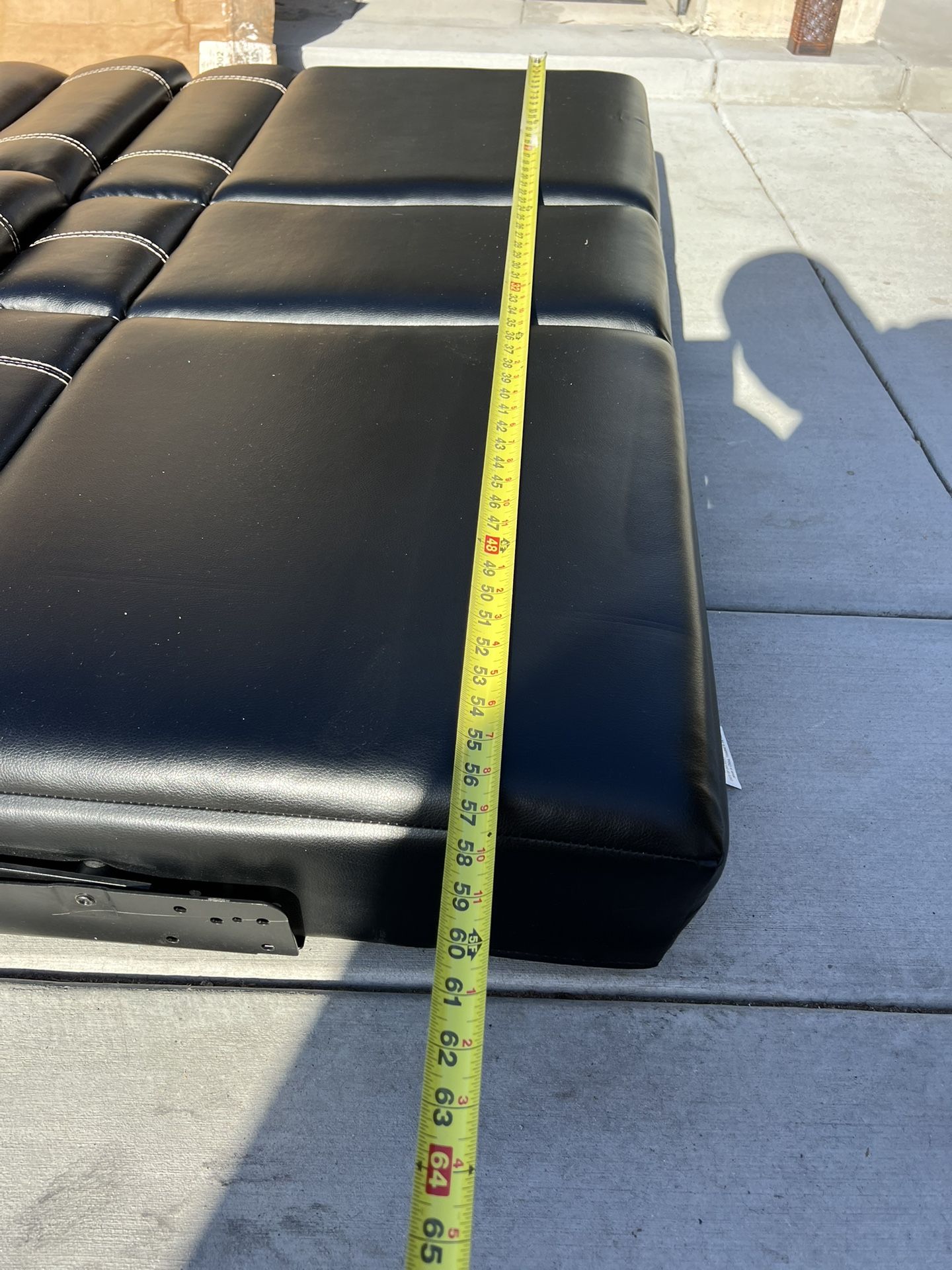 Happi Jac Rv Travel Trailer 5th Wheel Van Garage Bed Sofa Futon Conversion for Sale in Spring