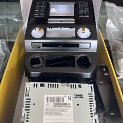 Radio/Bed Cover/Tires