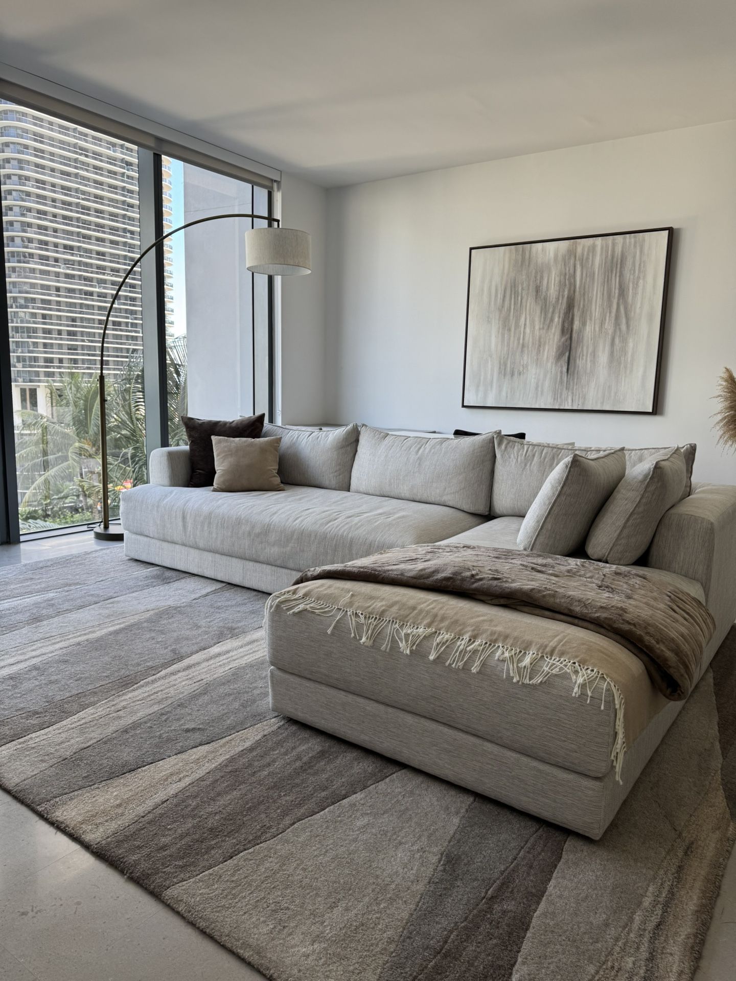 Modern Sofa – Like New