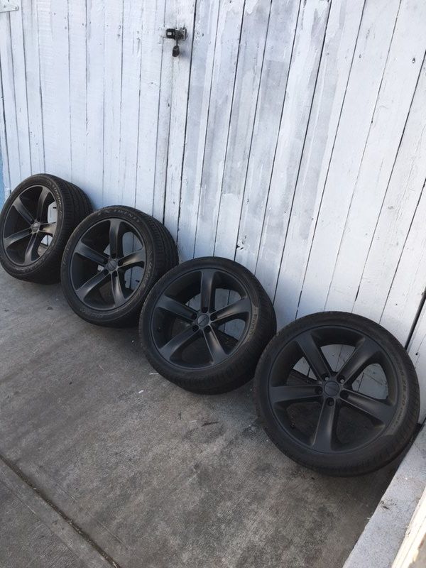 Dodge Challenger 20” wheels & tires