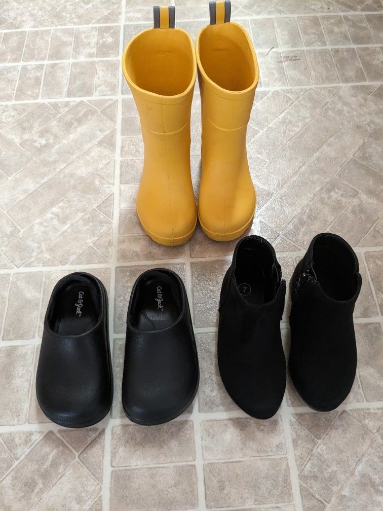 Gender Neutral Shoes/ Boots For Toddlers