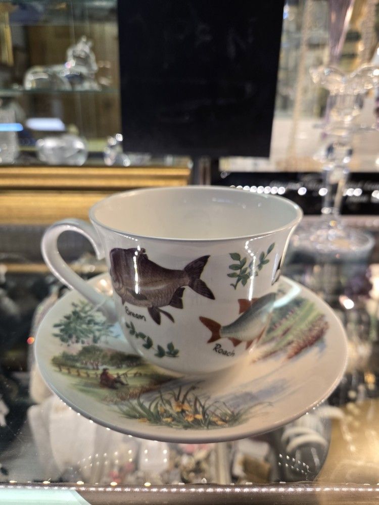P&K Porcelain Fish Design Teacup and Saucer Set
