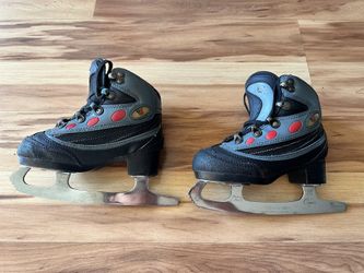 Ice Skate Shoes Y10