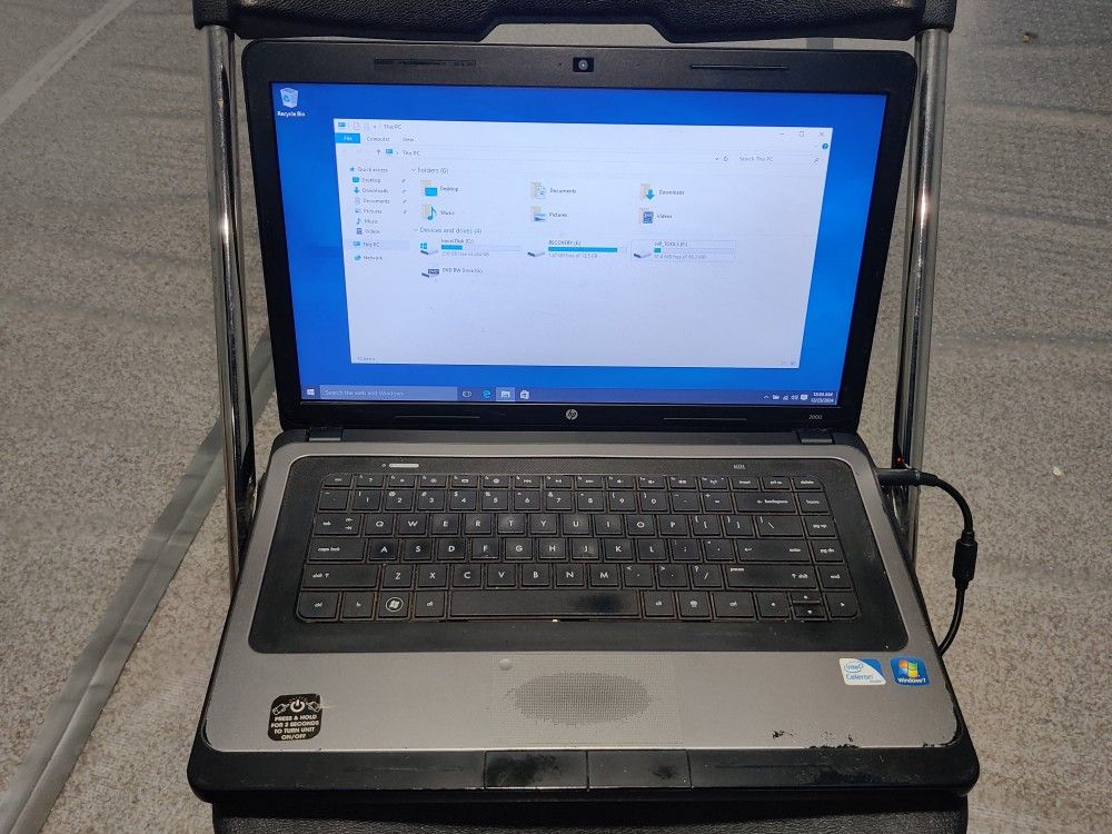HP 2000 Laptop PC DVD RW 3GB Ram Webcam Intel Celeron Windows 10 Pro 3 USB Adobe Photoshop And MS Office 