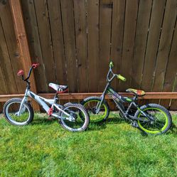 12' bikes come with training wheels FREE