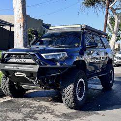2018 Toyota 4RunnerTRD Off-Road Premium SUV