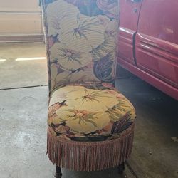 Napoleon III Slipper Chairs (Reproduction)
