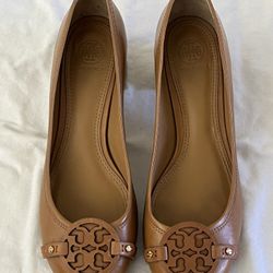 Tory Burch “Mini Miller” Logo Pump SZ 9.5(Worn Twice)