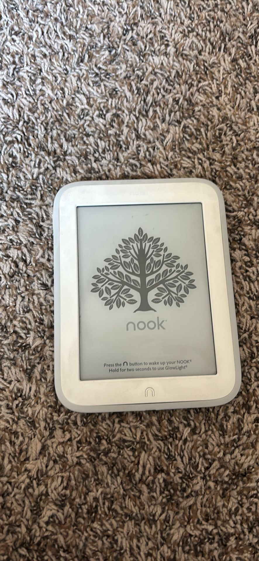 Nook Glowlight (white) With Case
