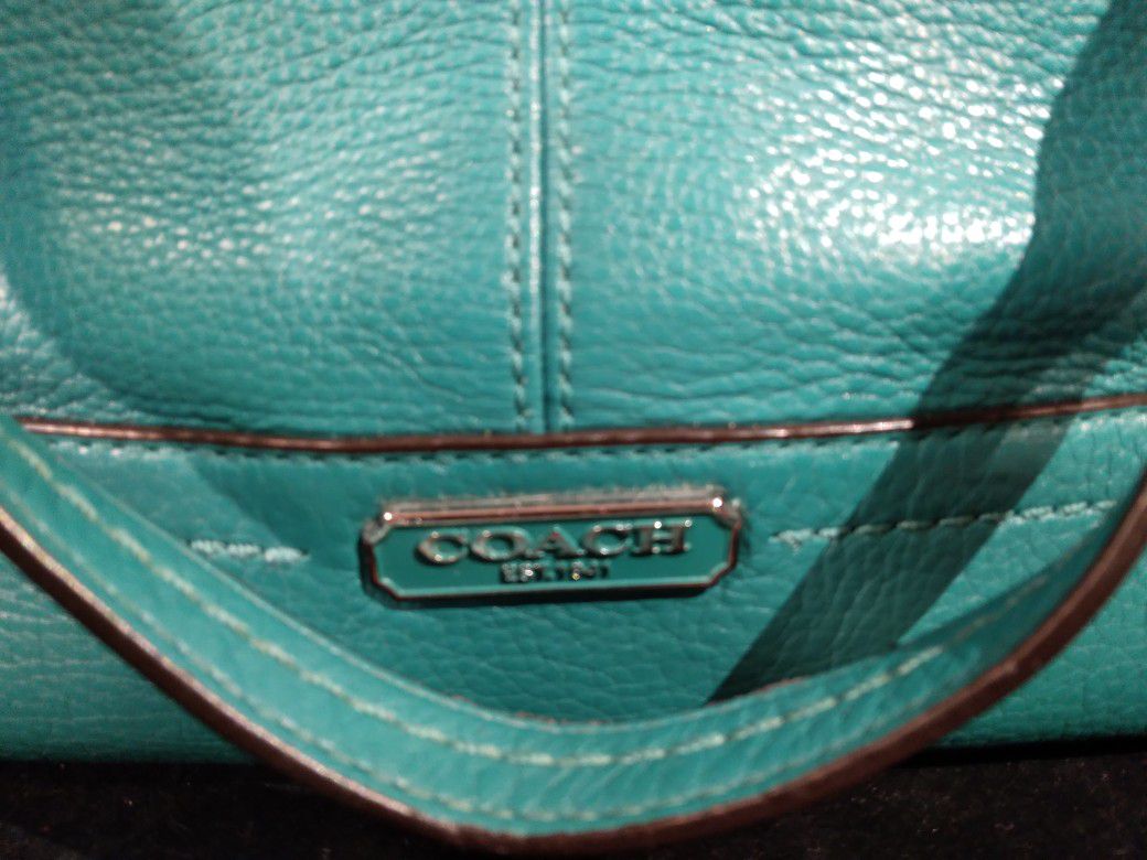 AUTHENTIC COACH Teal Genuine Leather Handbag