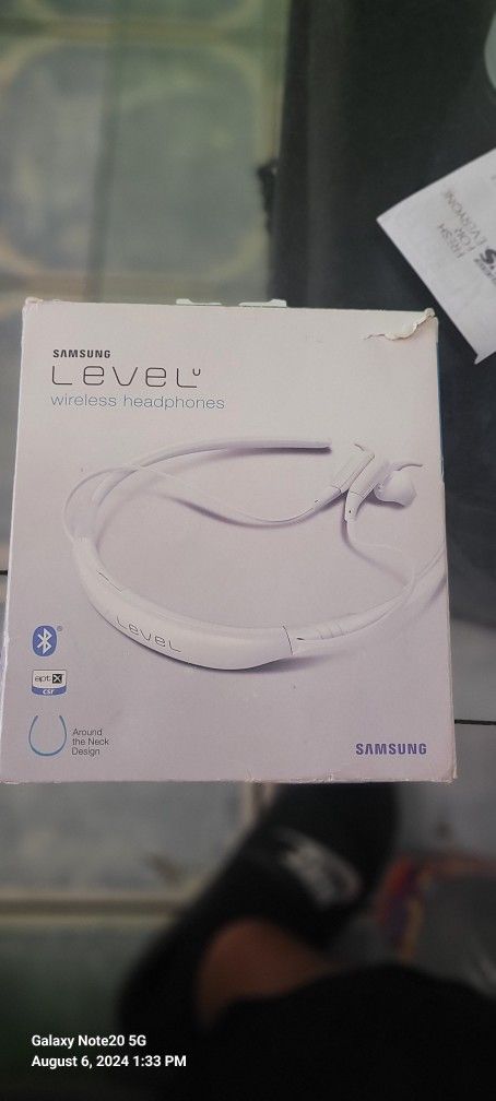 SAMSUNG LEVEL U WIRELESS HEADPHONES 