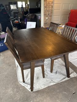 Ashley Dining Table with 4Chairs 