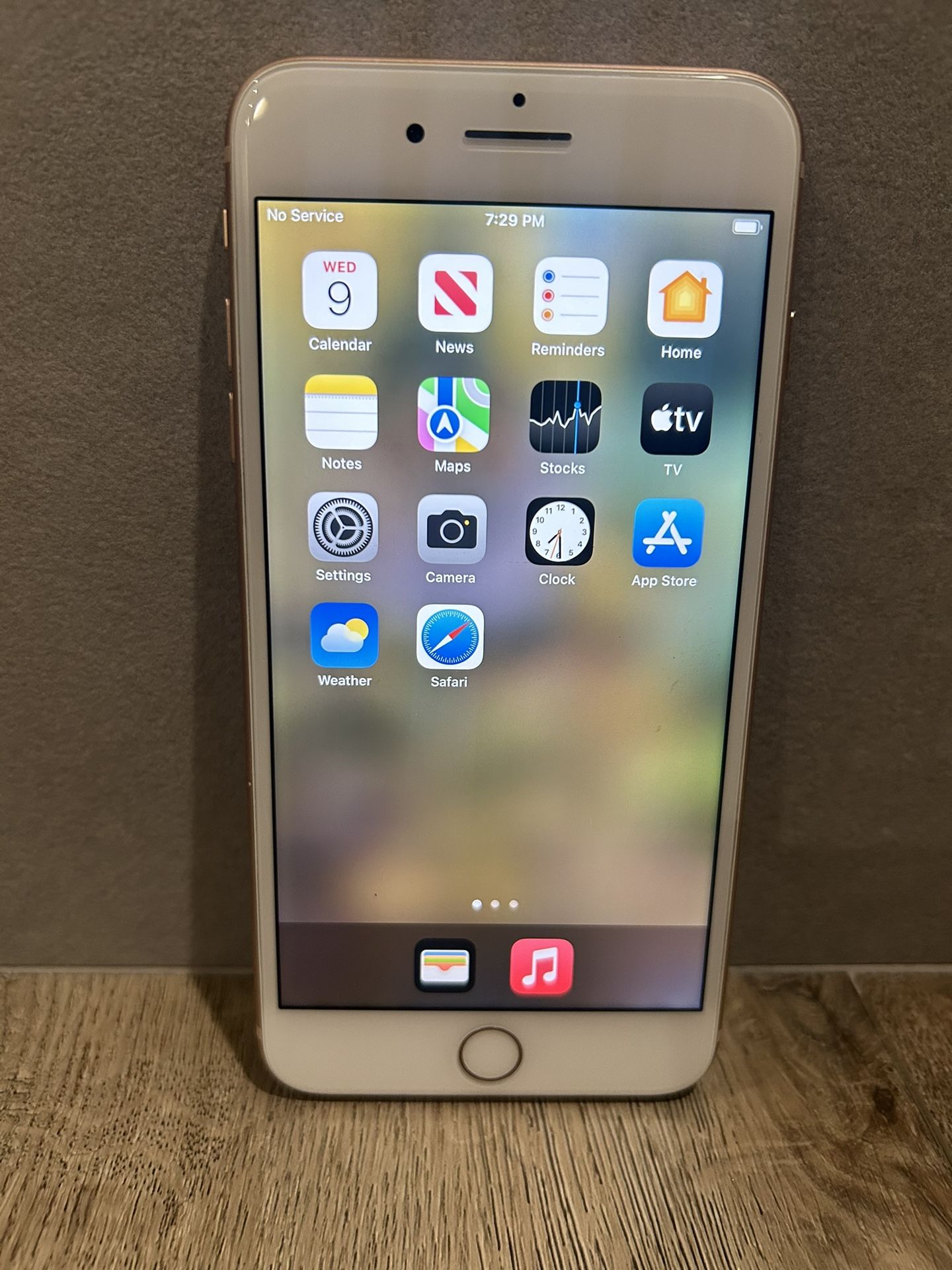 iPhone 8 Plus