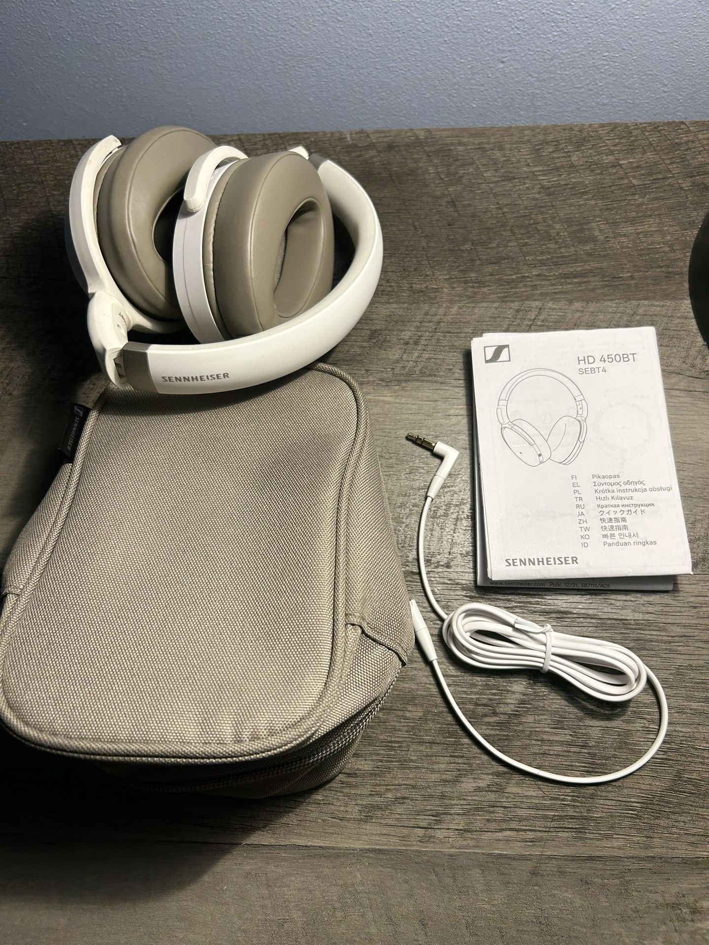 Sennheiser Noise Cancellation Headphones