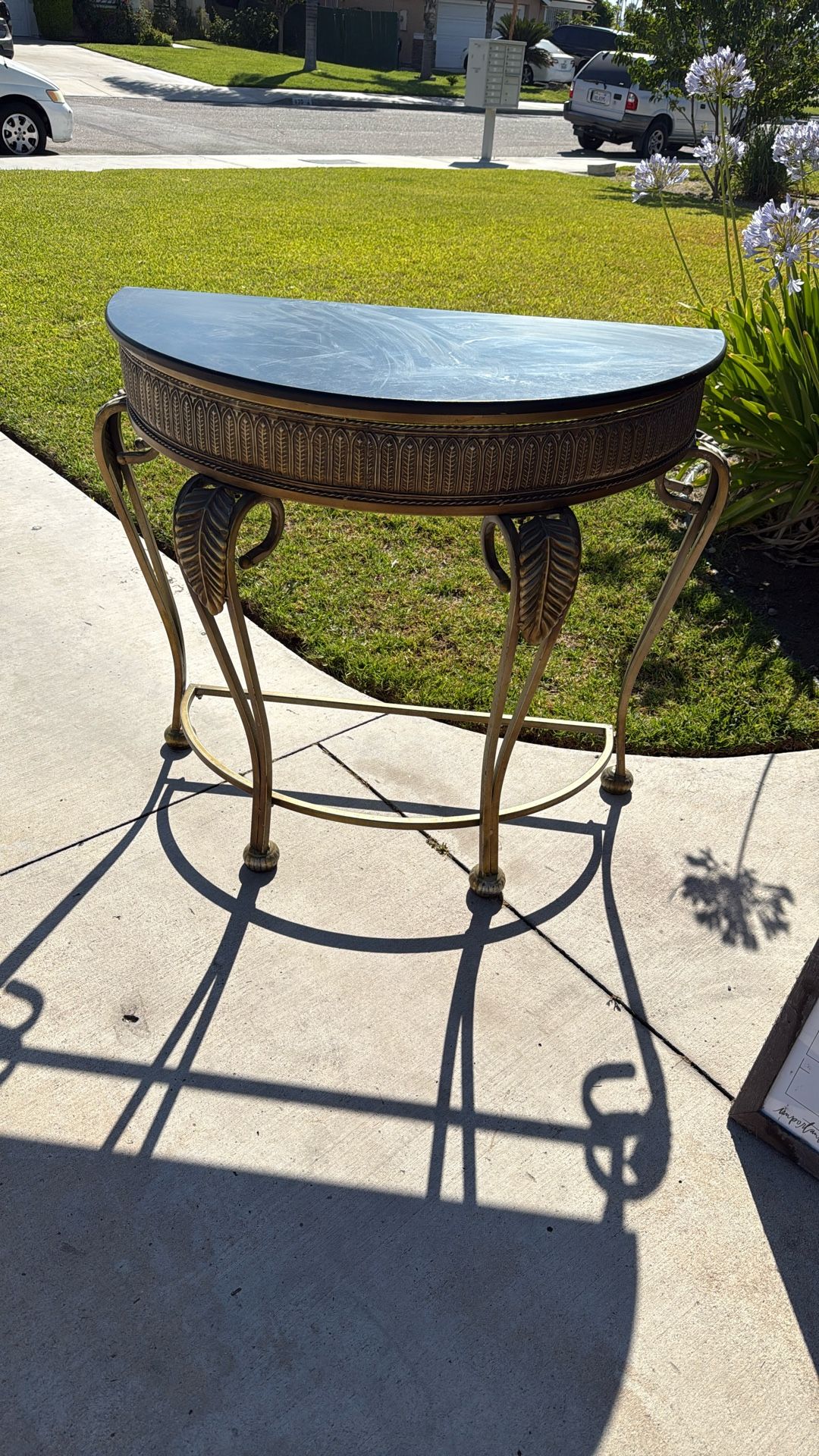 Accent Table