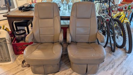 Van seats tan vinyl no rips please read clean captain chairs Captain's chair pair Ford Dodge Chevy Econoline Express hot rod truck custom