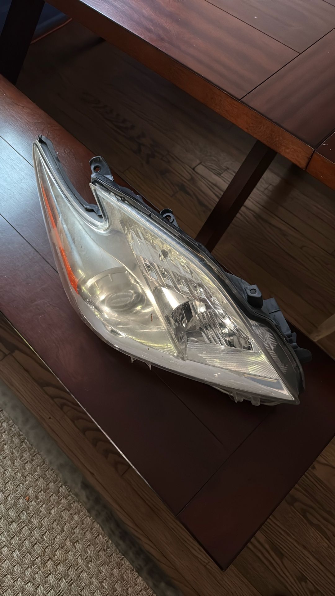 2010-2014 Prius Passenger Side Headlight
