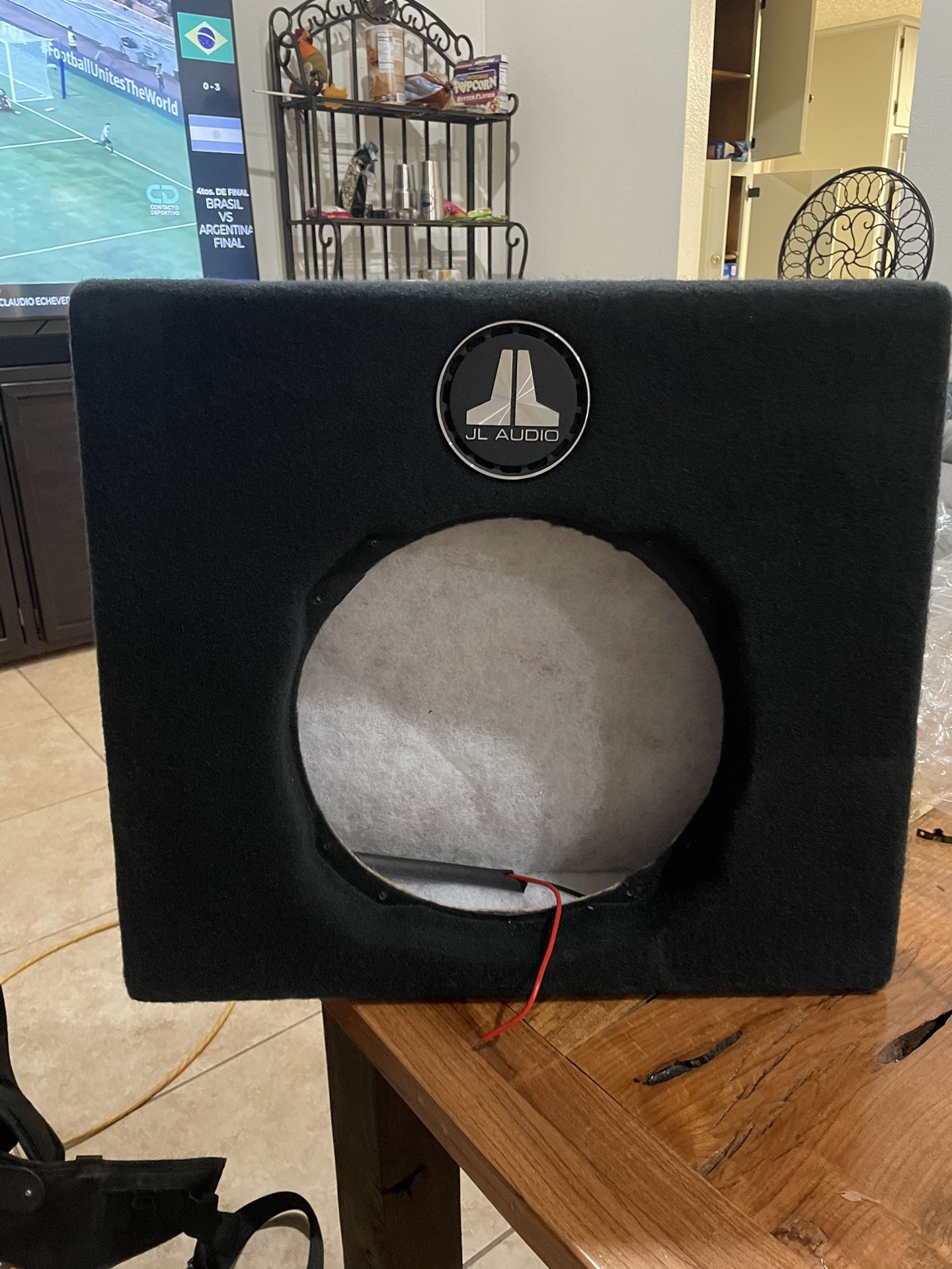 Stealth Box for Subwoofer JL TW5 13.5"