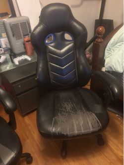 Gaming chair