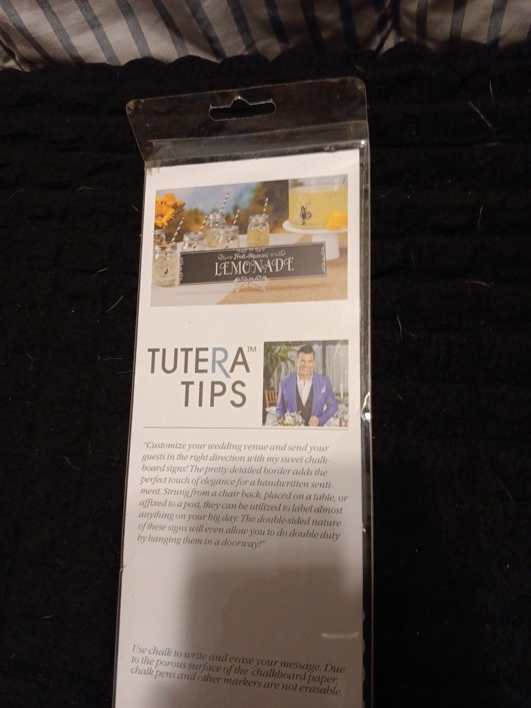 David Tutera Chalk Broad Signs.