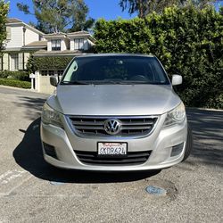 2009 Volkswagen Routan