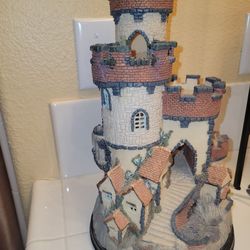 RESIN CASTLE NIGHT LIGHT