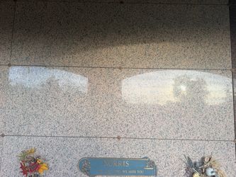 Companion mausoleum space