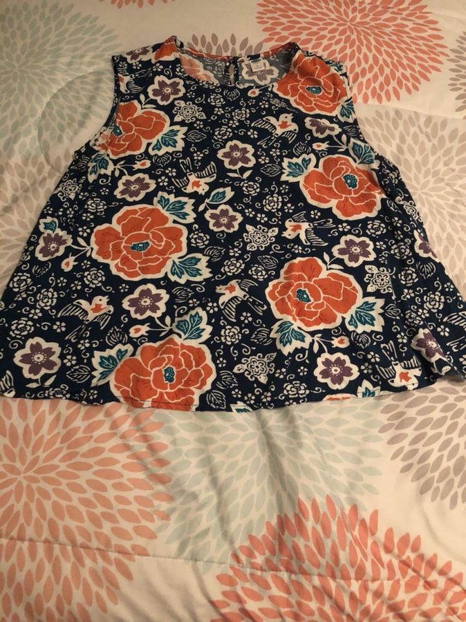 Old navy shirt