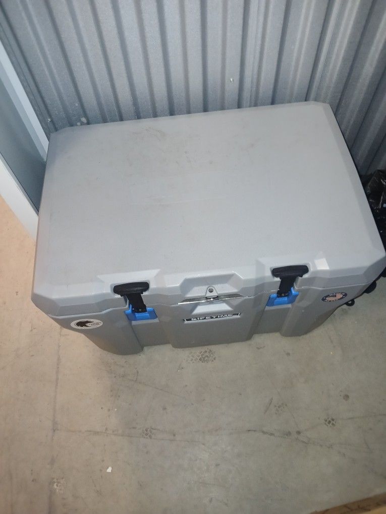 Lifetime 77quart Cooler