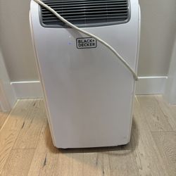 Black And Decker Air Conditioner For Sale!!