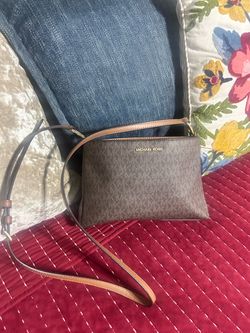 Michael Kors cross body