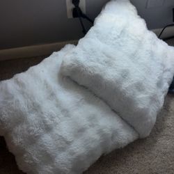 ALL ITEMS 5 DOLLARS. 